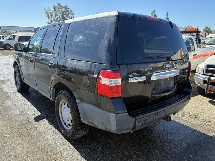 2012-ford-expedition-xlt-image-4