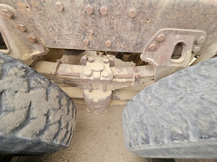 1995-ford-l8000-image-27