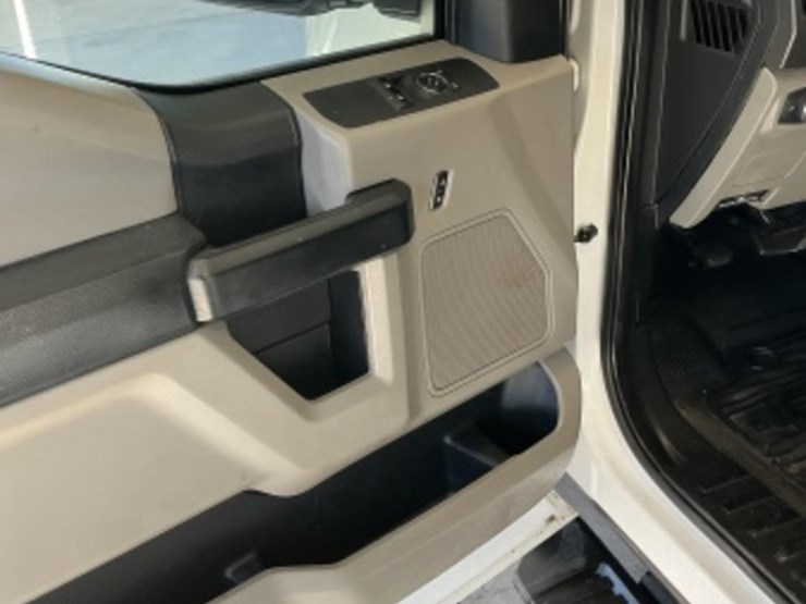 2019-ford-f250-image-28