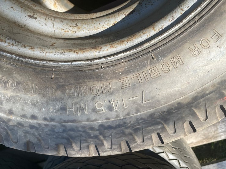 #2194-•-pallet-of-various-tires-and-rims-image-15