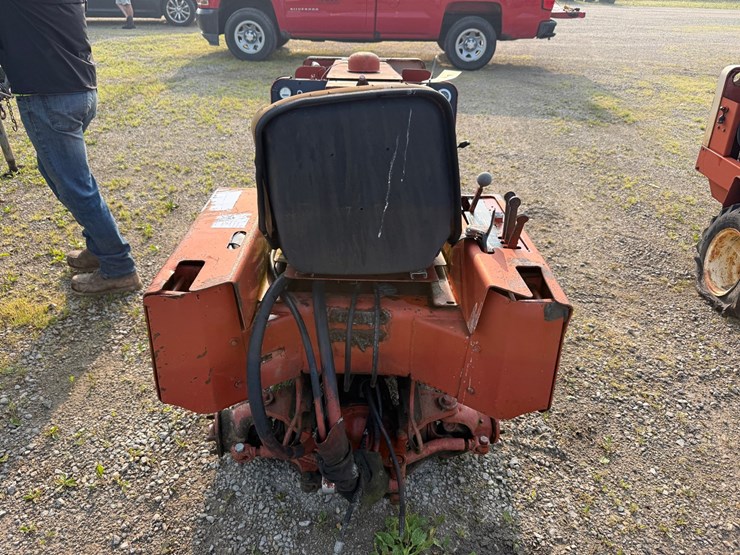 ditch-witch-350sx-image-4