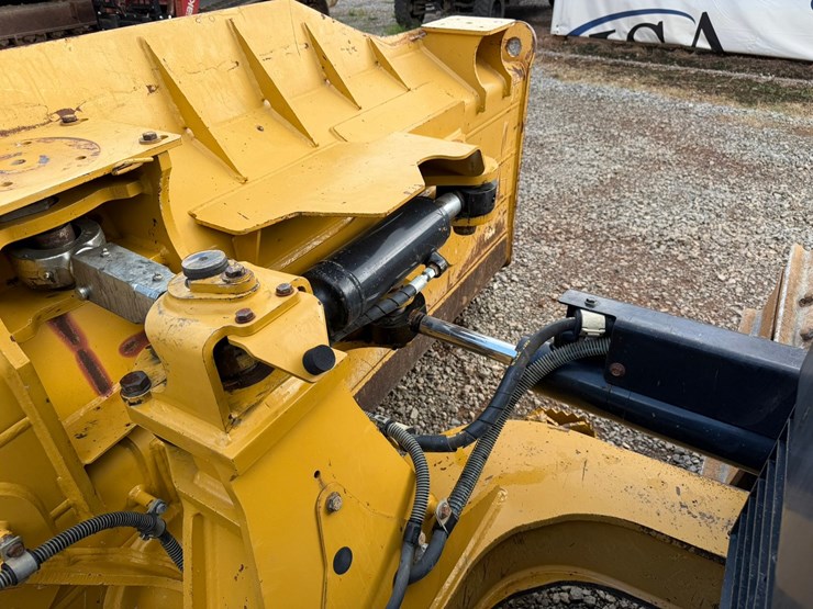 caterpillar-d6k-image-14