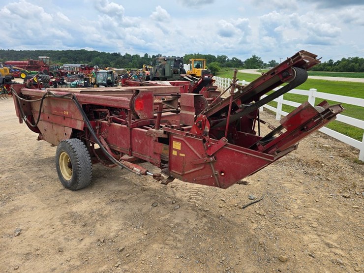 new-holland-315-image-3