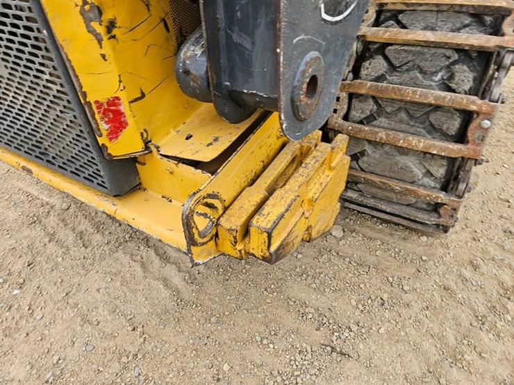 deere-328e-image-21