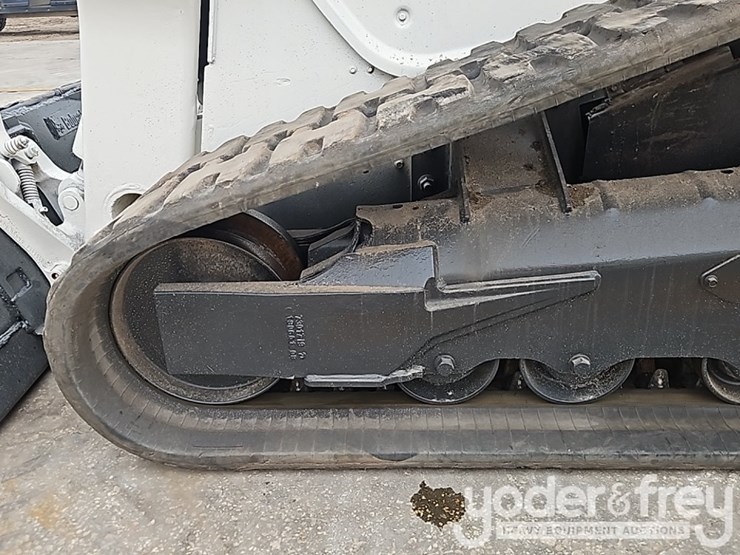 2021-bobcat-t76-image-19