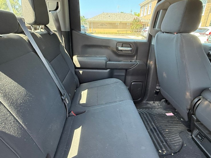 2021-chevrolet-silverado-1500-image-31