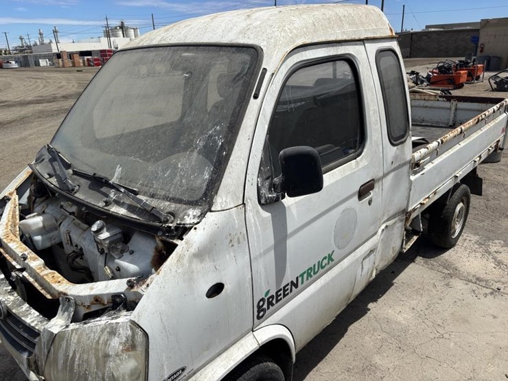 2010-vantage-evx1000-utility-truck-image-10