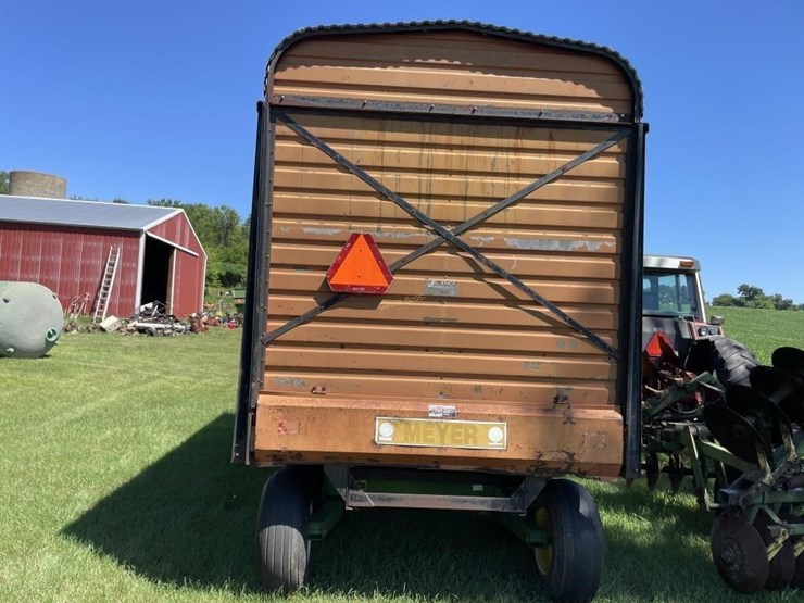john-deere-770-image-9