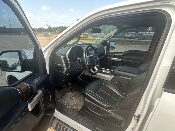 2019-ford-f150-image-10