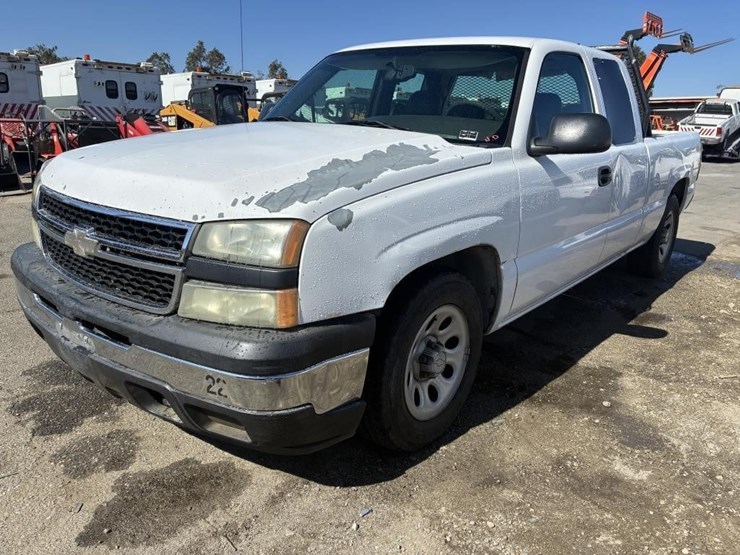 2007-chevrolet-silverado-1500-image-1