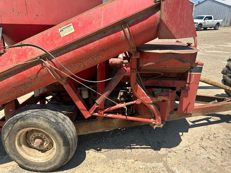 gehl-125-mix-all-grinder-mixer-image-10
