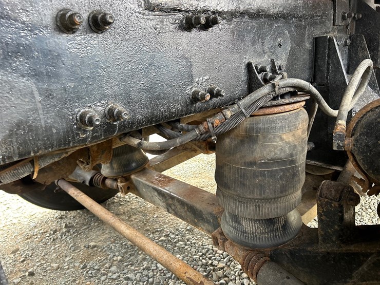 2000-caterpillar-c12-image-41