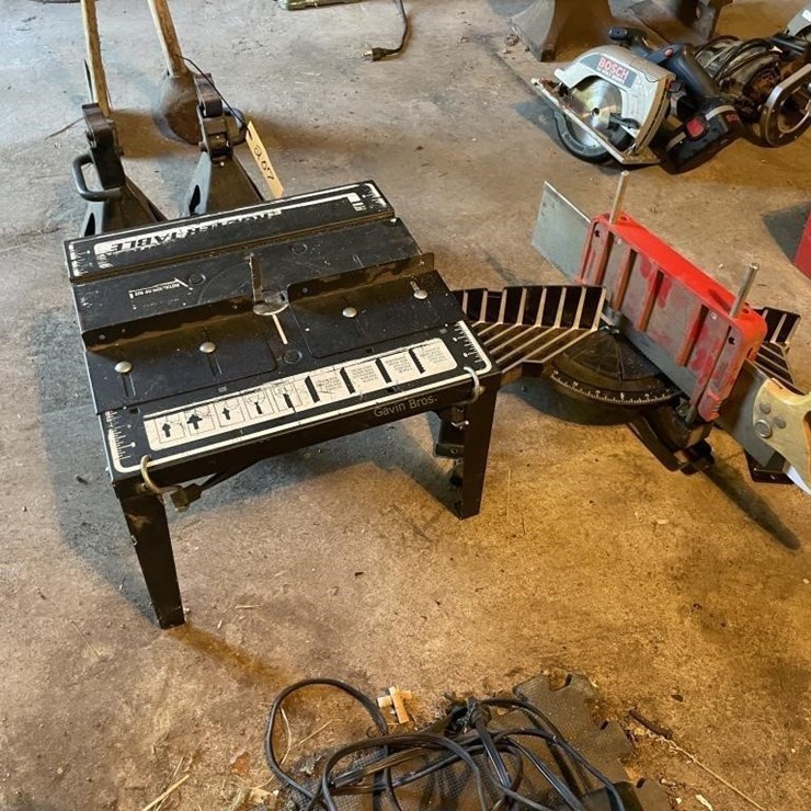 Miter Saw w/router table