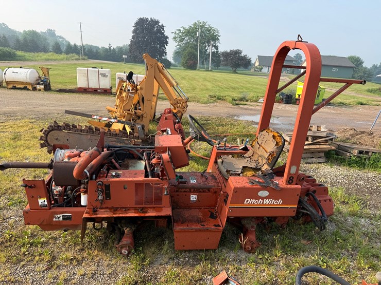 ditch-witch-350sx-image-2