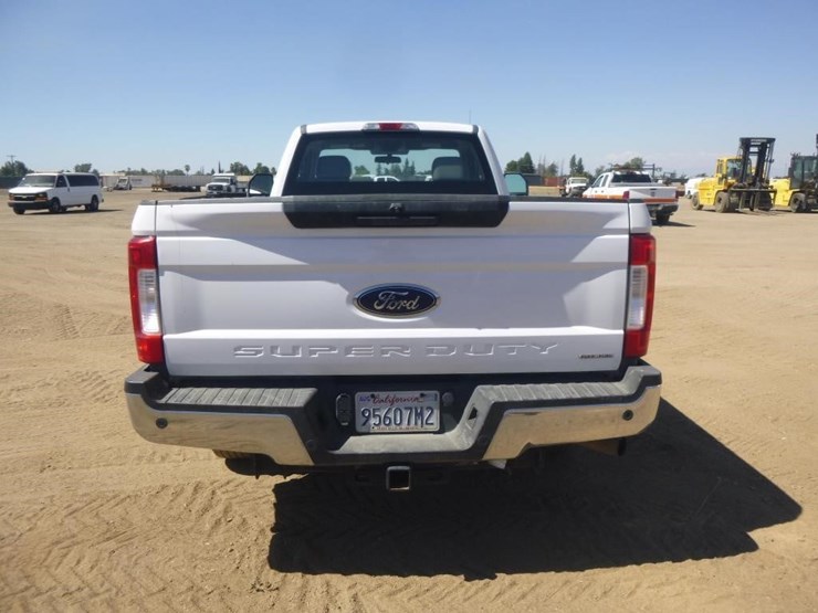 2019-ford-f250-image-16