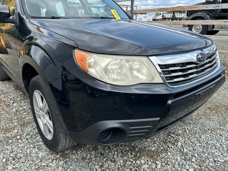 2010-subaru-forester-image-9