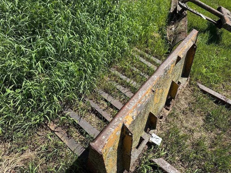 case-5'-manure-bucket-image-1