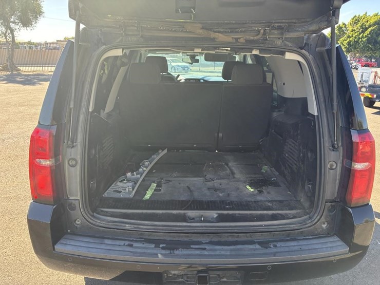 2020-chevrolet-tahoe-image-12