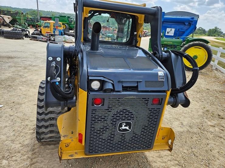 deere-325g-image-15