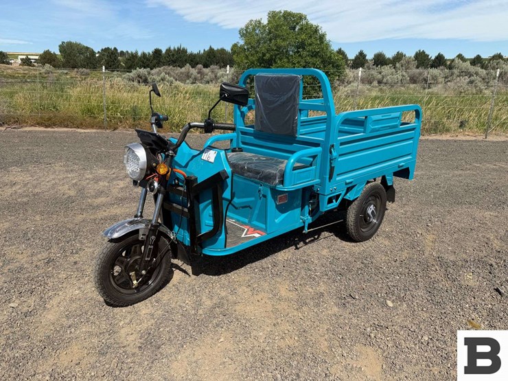 2026-sdlanch-et13-electric-tricycle-image-1