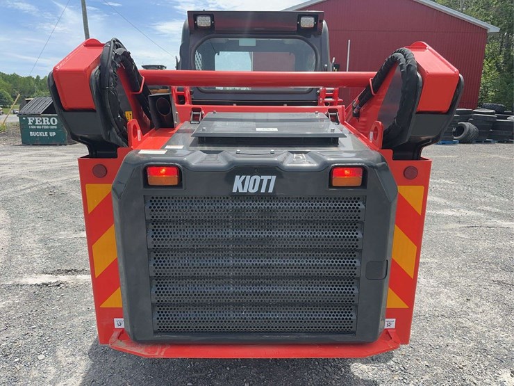 2024-kioti-tl750-image-6