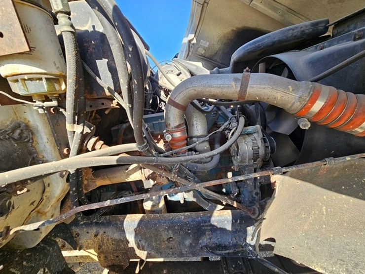 2001-vactor-2100-image-55