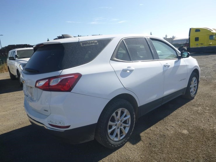 2018-chevrolet-equinox-image-3