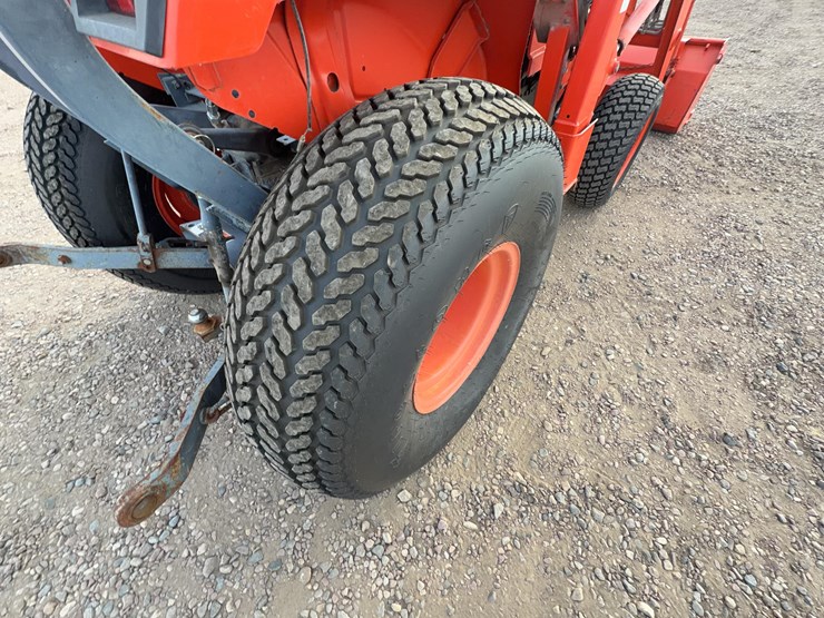 kubota-l2350-image-27