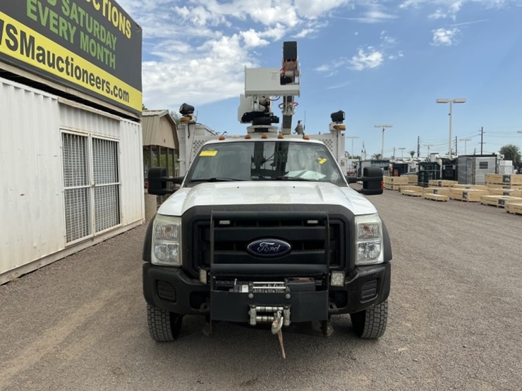 2016-ford-f550-image-3