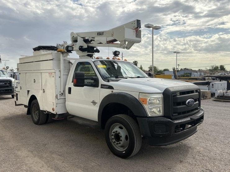 2015-ford-f550-image-4