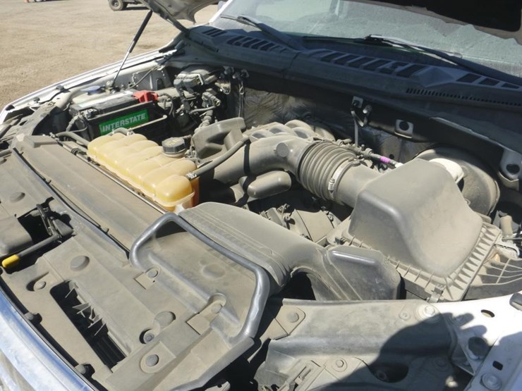 2015-ford-f150-image-8