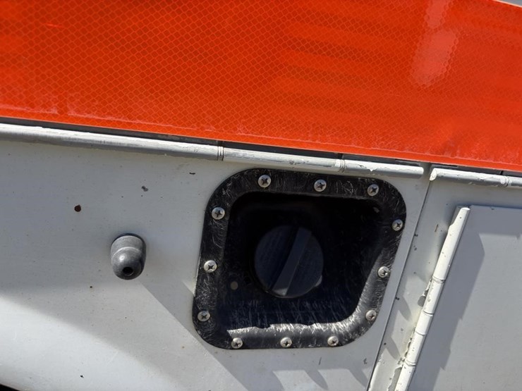 2014-ford-f350-xl-image-6