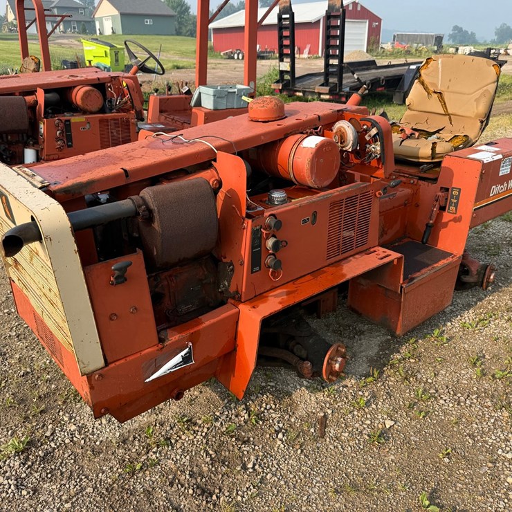 DITCH WITCH 350SX