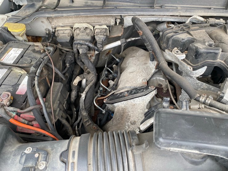 2011-ford-f550-image-56