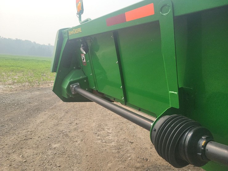 2014-john-deere-612c-corn-head---field-ready-image-11