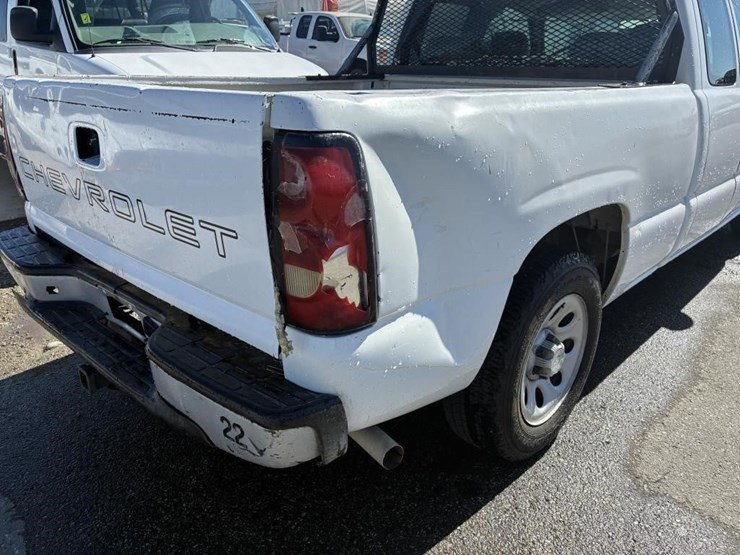 2007-chevrolet-silverado-1500-image-16