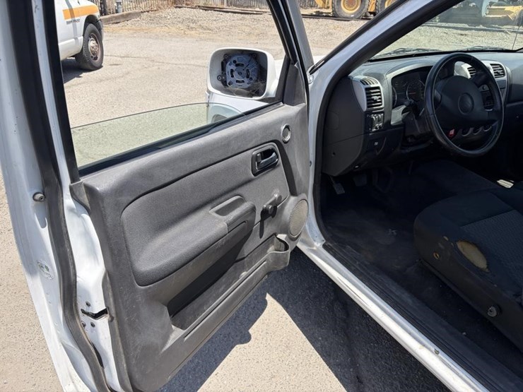 2009-chevrolet-colorado-image-13