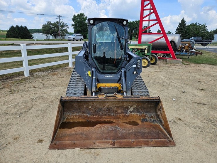 deere-325g-image-8