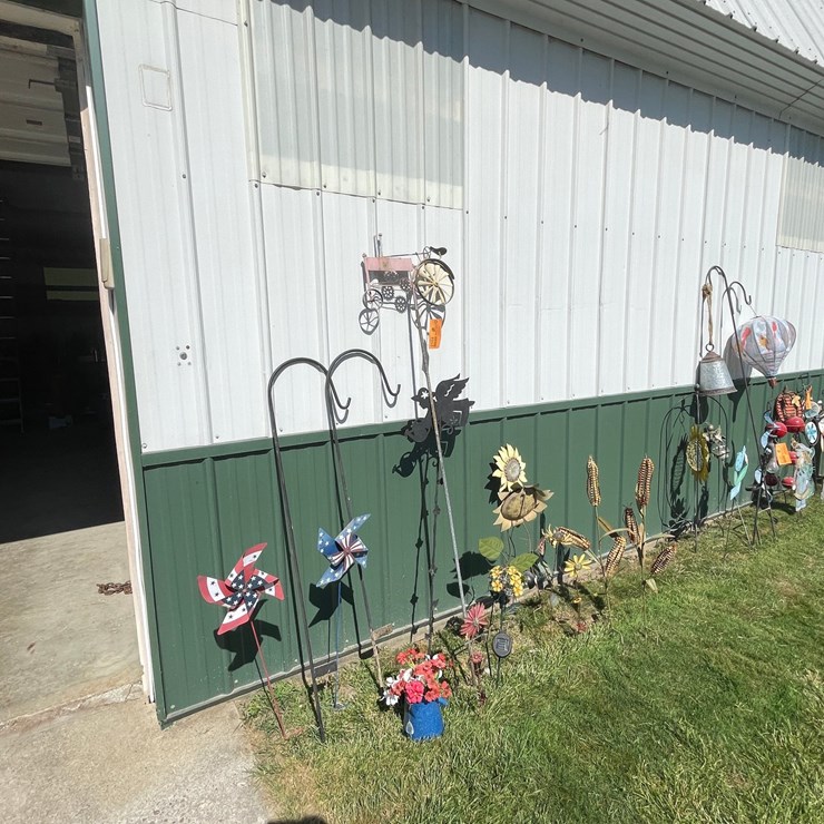 #2144 • Various Metal Yard Decorations