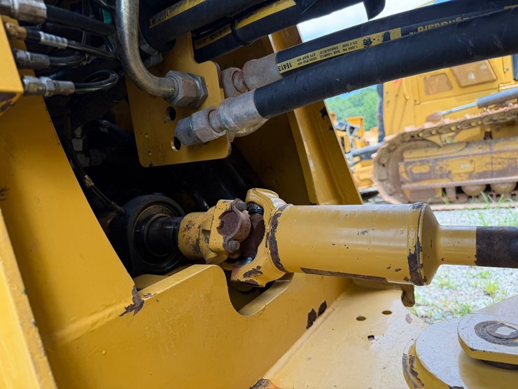 caterpillar-930h-image-24