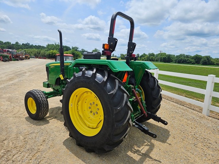 john-deere-5055d-image-3