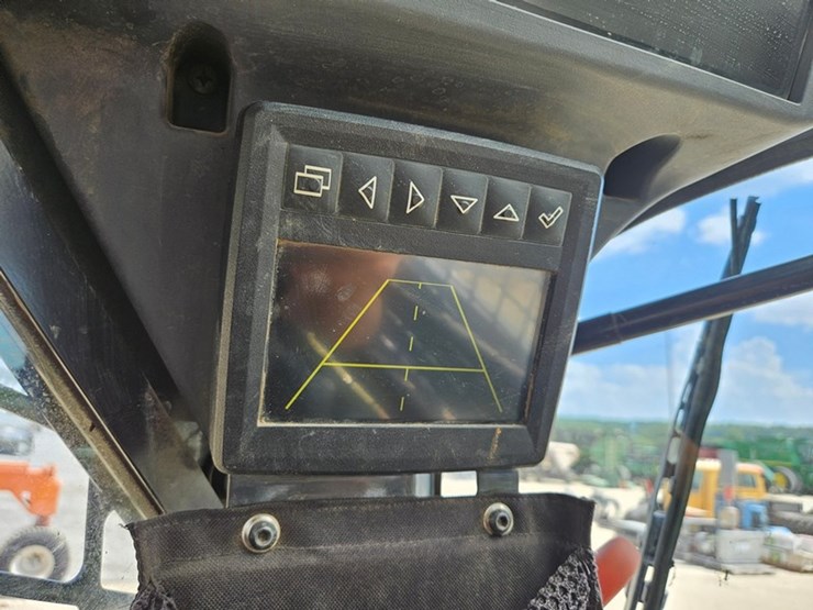 deere-331g-image-32