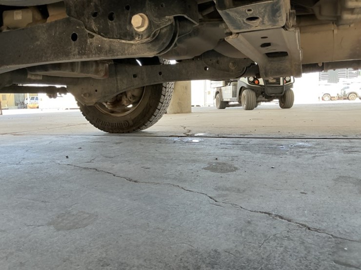2019-ford-f550-image-32