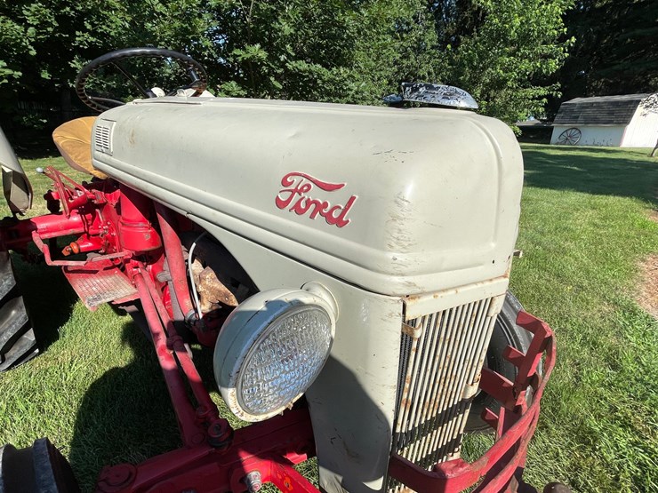 1952-ford-8n-image-20