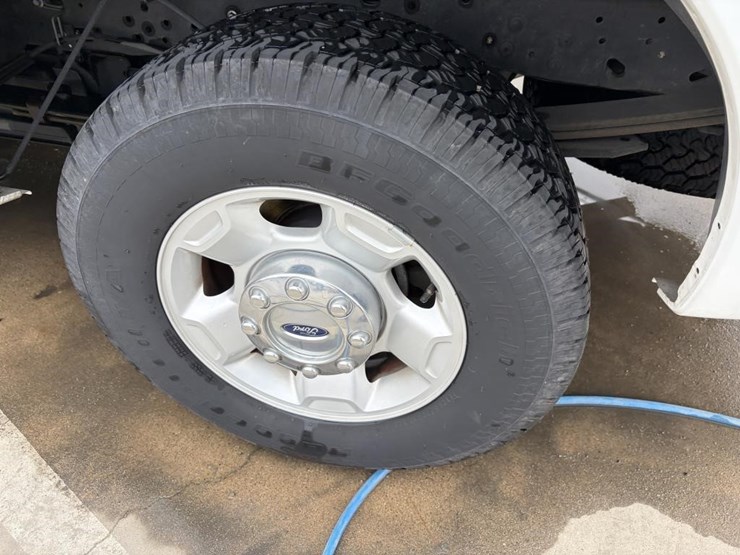 2012-ford-f250-image-5
