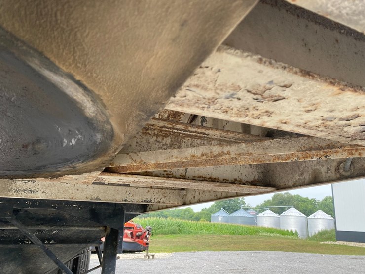 1995-dakota-grain-hopper-trailer-image-11