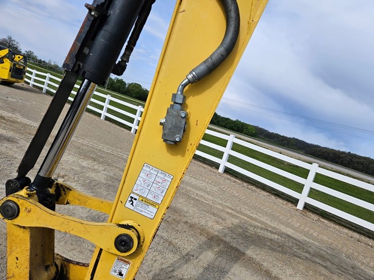 yanmar-vio45-image-12