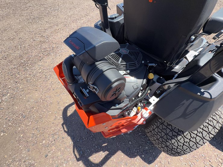 2023-bobcat-zt7072sp-zero-turn-mower-image-15