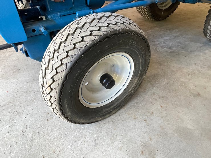 ford-tractor-image-15