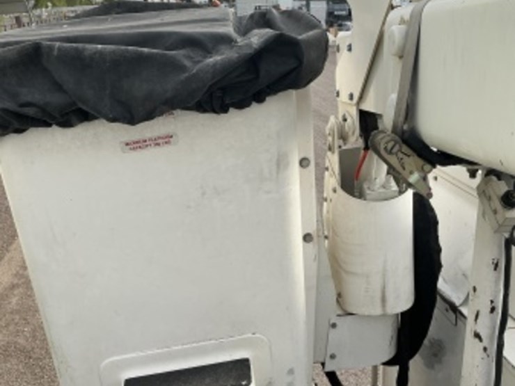 2016-ford-f550-image-11